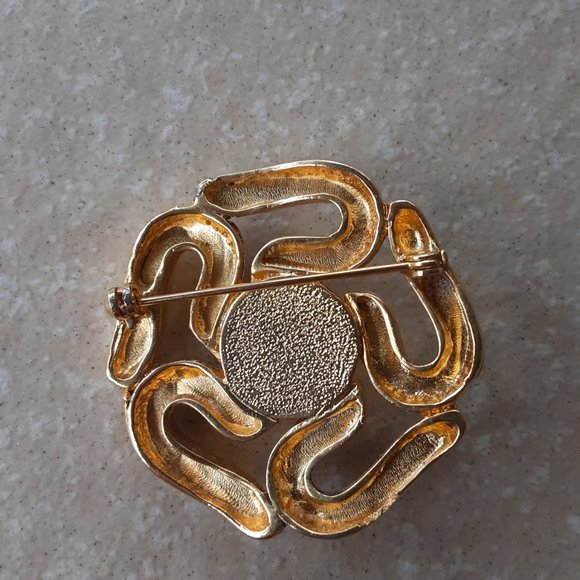 Gold and Pearl Pin - Picture 2 of 4